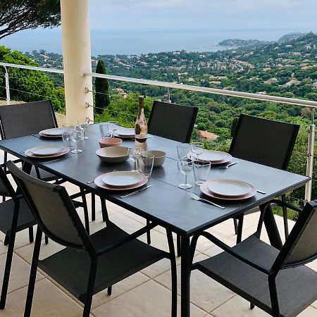 Maison Avec Vue Panoramique Cavalaire-sur-Mer Dış mekan fotoğraf