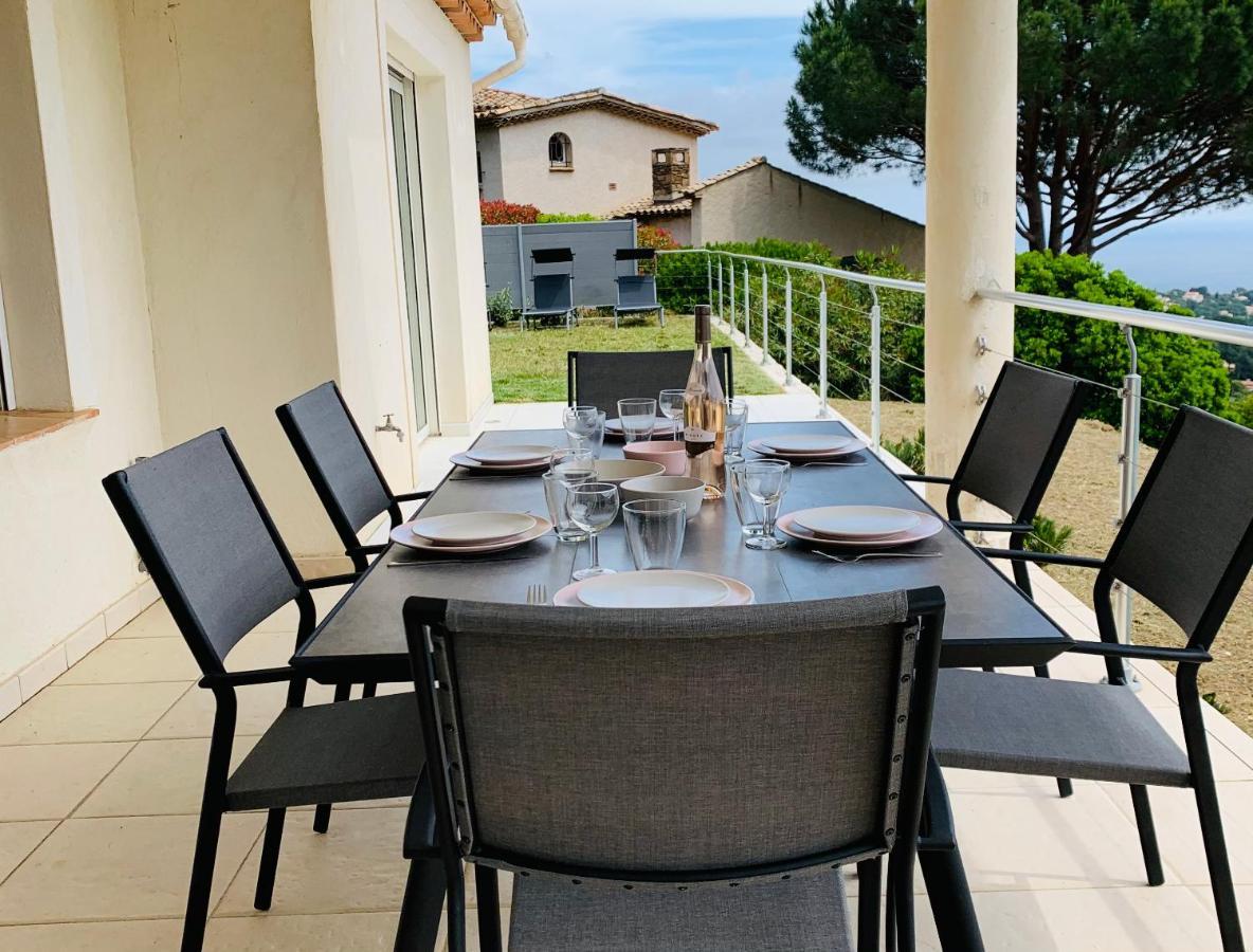 Maison Avec Vue Panoramique Cavalaire-sur-Mer Dış mekan fotoğraf